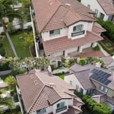 Roof-Cleaning-in-Tustin-CA-1 4